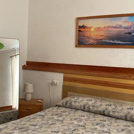 Tripoli Bed and Breakfast Anzio Exteriör bild