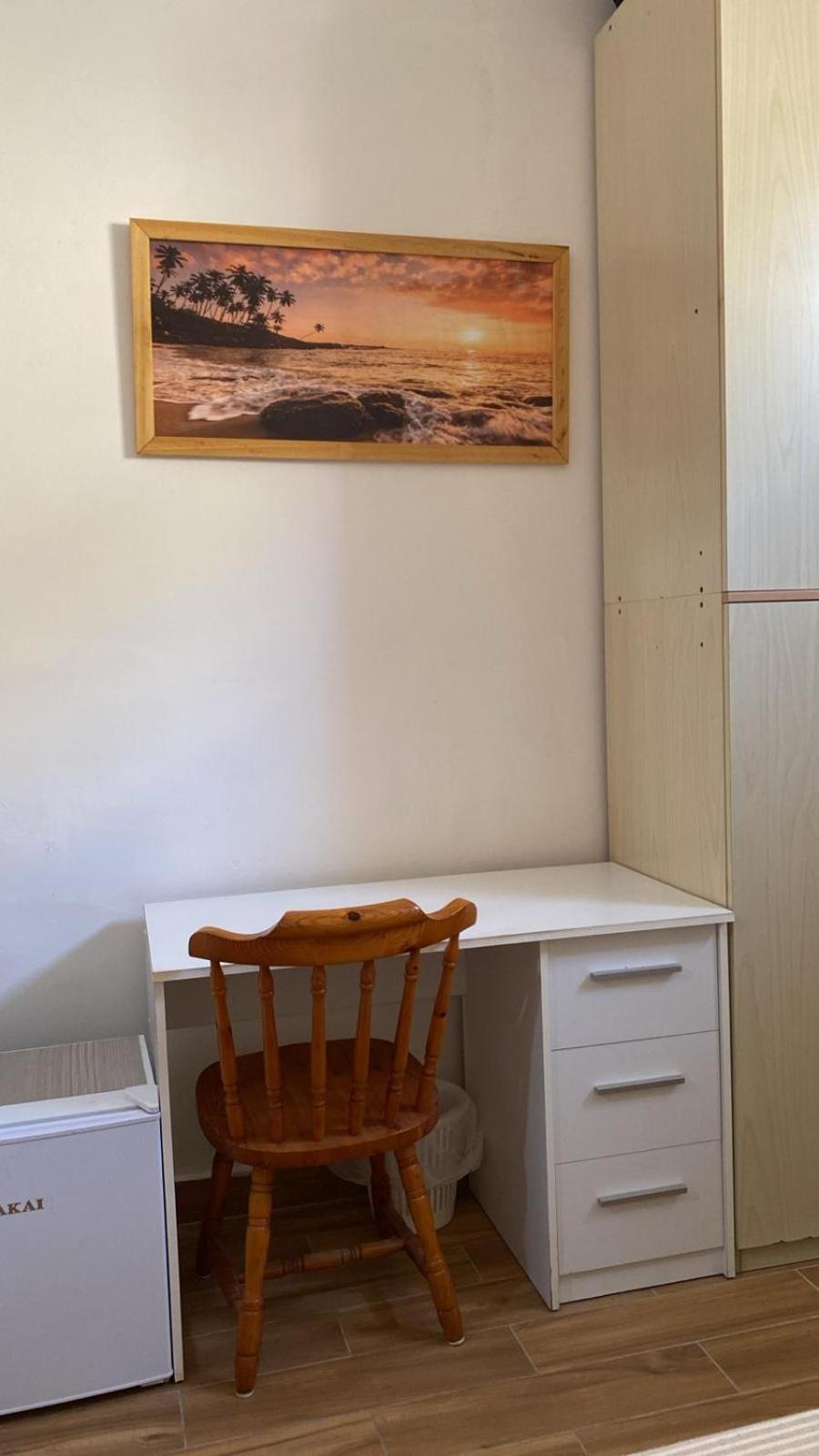 Tripoli Bed and Breakfast Anzio Exteriör bild